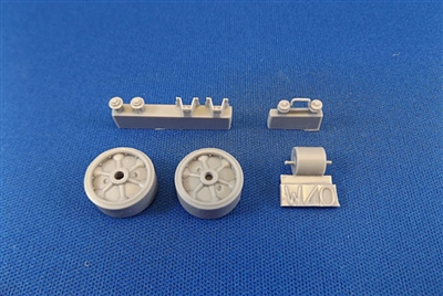 Tiger Model 1308 - M10 Glacis-Mounted Stowage Set 1